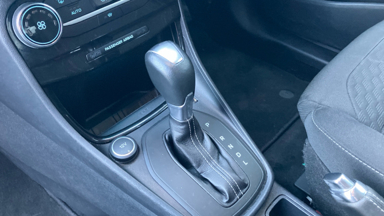 Ford Puma 1.0 EcoBoost Hybrid mHEV Titanium Design 5dr DCT Petrol Hatchback